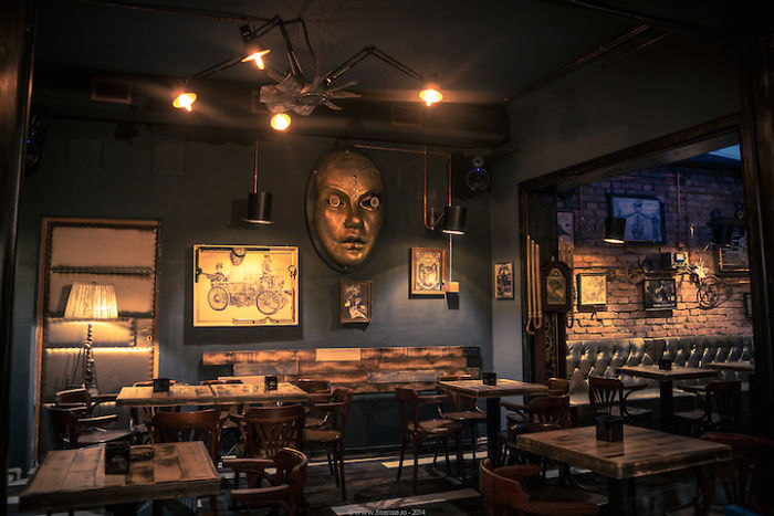 amazing-restaurant-bar-interior-design-13