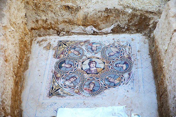 ancient-greek-mosaic-excavation-zeugma-3
