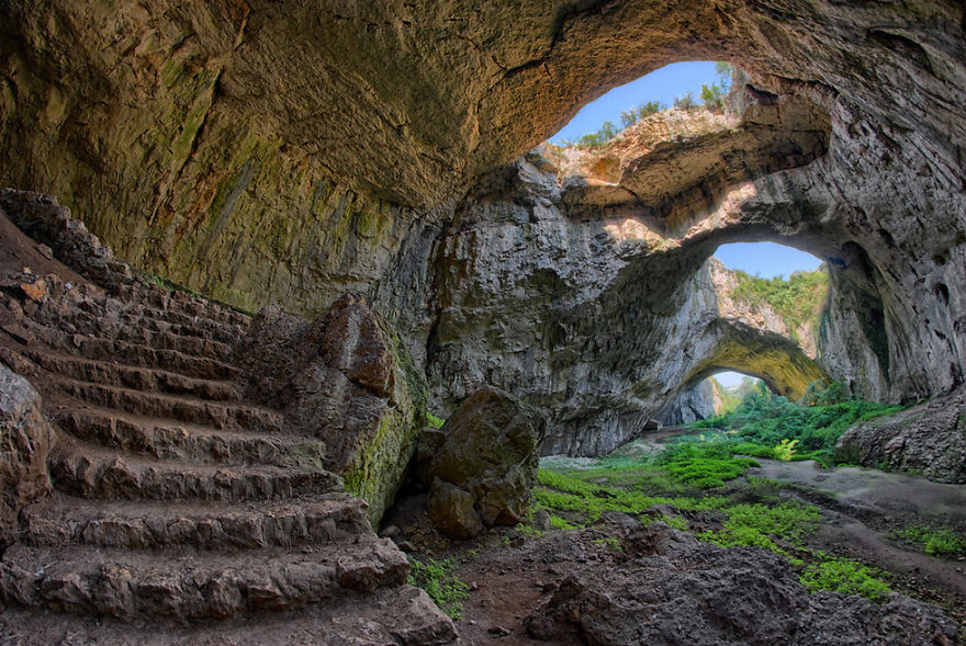 Cave "devetashkata Peshtera" - Bulgaria (image From Google)