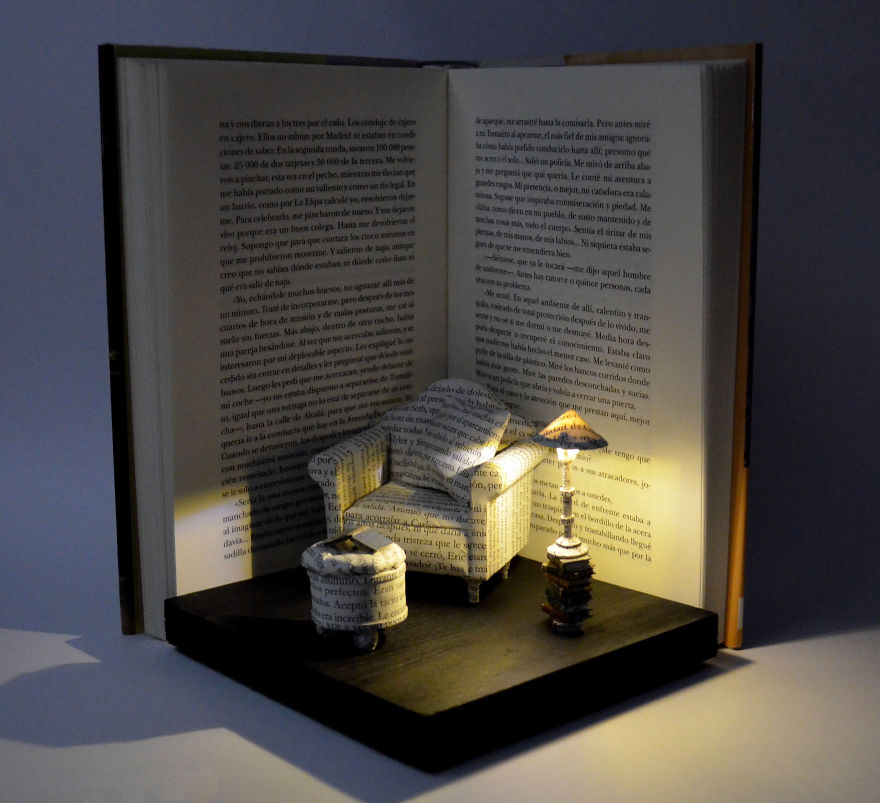 http://static.boredpanda.com/blog/wp-content/uploads/2014/12/A-corner-to-relax-Book-Sculpture-7-without-name__880.jpg