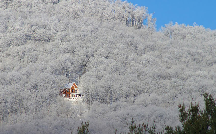 winter-houses-20__880.jpg