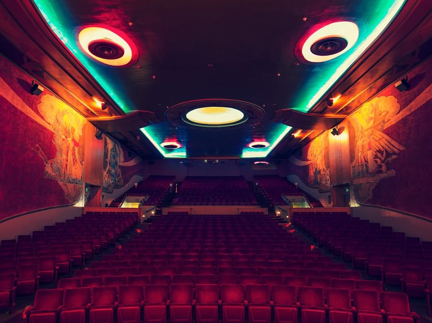 cinemas-interior-orinda.jpg