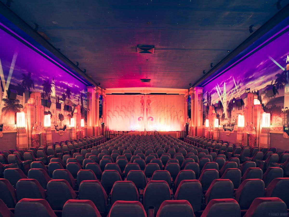 The Crest Theater, Los Angeles