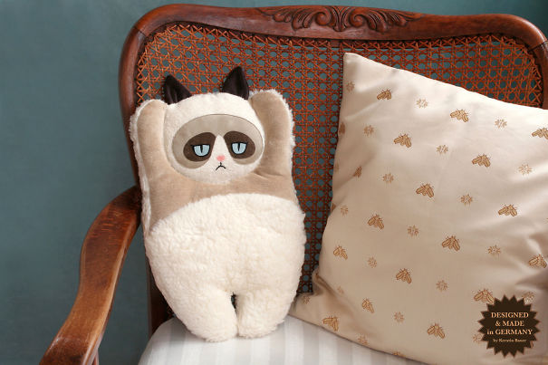 Grumpy Cat Pillow