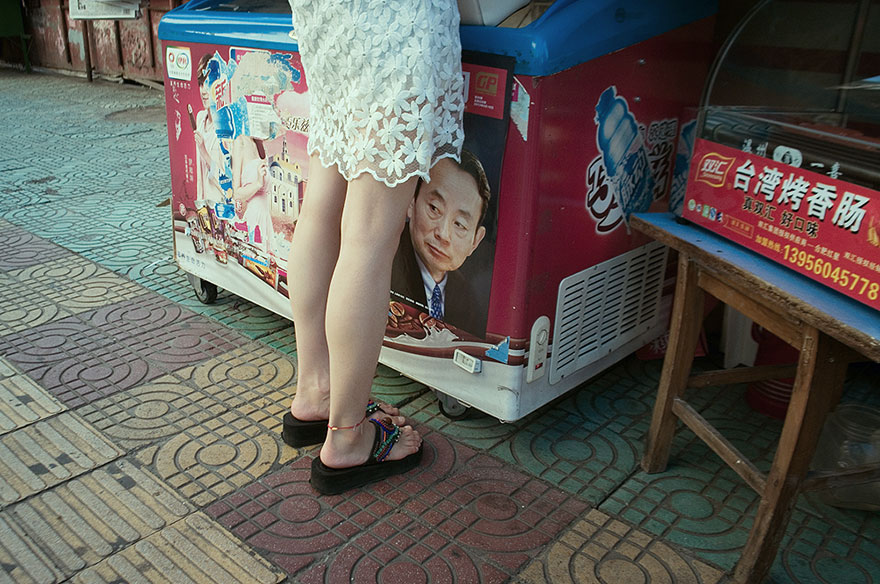 1self-taught-perfectly-timed-street-photography-china-tao-liu-2