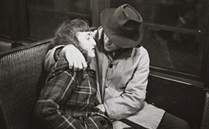 1946 New York Subway Photographed By 17-Year-Old Stanley Kubrick