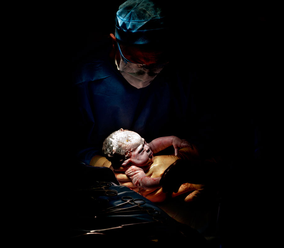 newbornc-section-cesar-photos-c-section-cesar-christian-berthelot-0
