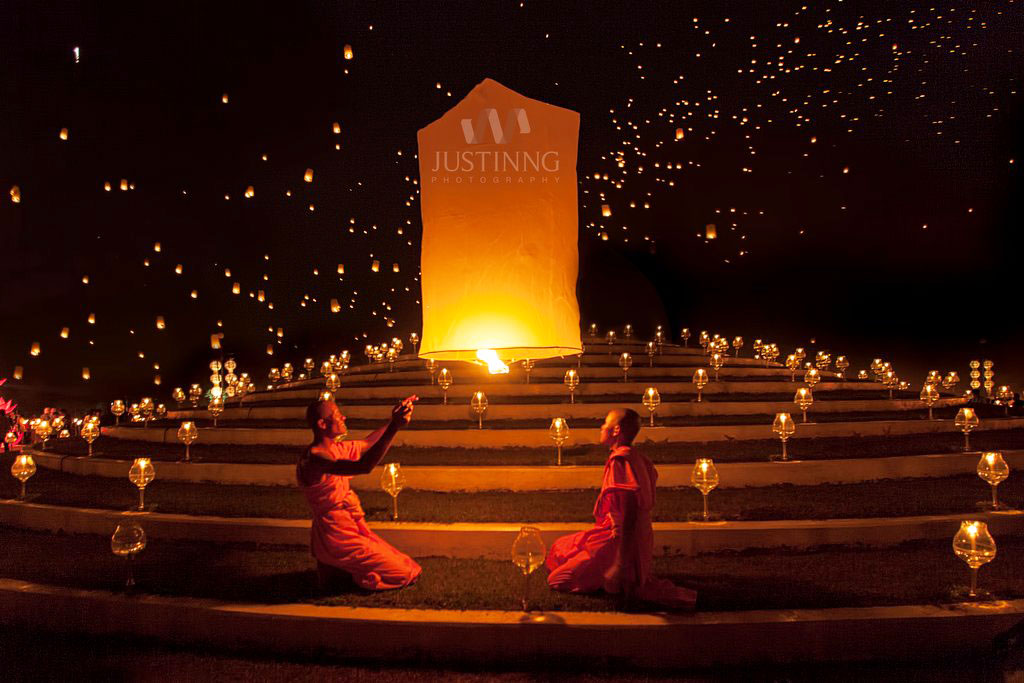 Yi Peng Lantern Festival (Thailand) Yi Peng Lantern Festival (Thailand)