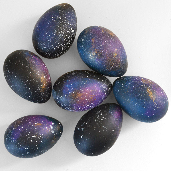 Галактические пасхальные яйца