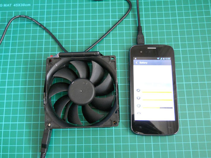 DIY Bicycle Cell Phone Charger By 16-Year-Old Romanian Inventor -