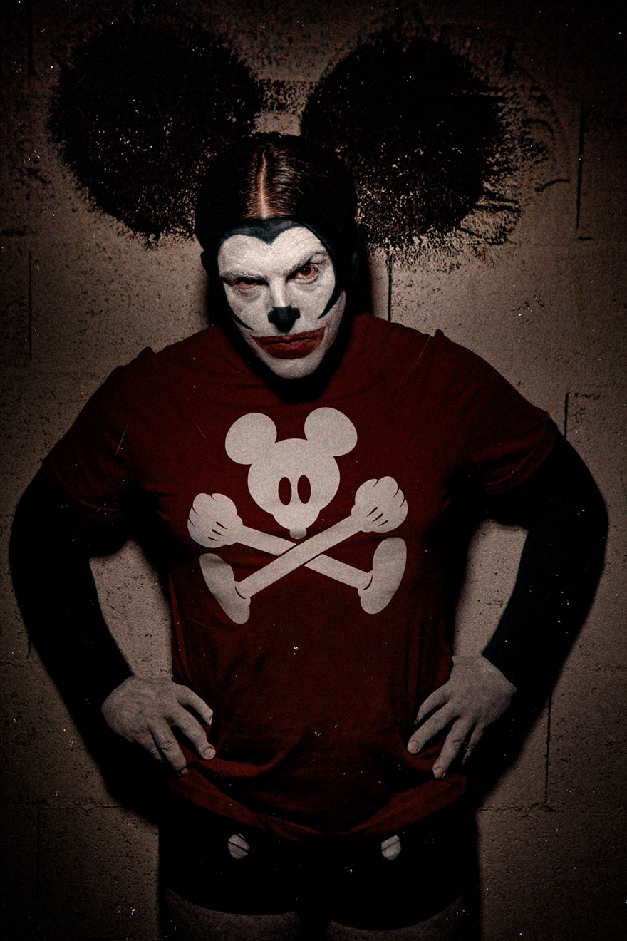 macabre-scary-clown-portraits-photography-clownville-eolo-perfido-99-8