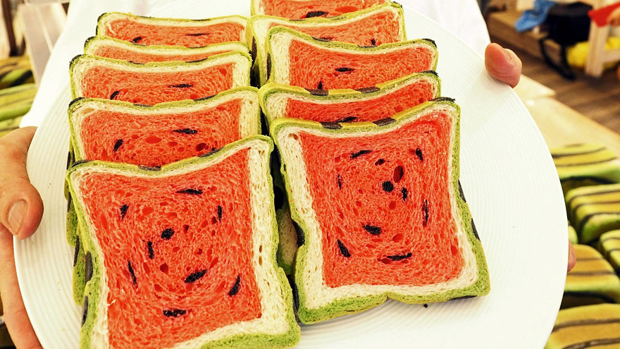 square-watermelon-bread-jimmys-bakery-taiwan-9