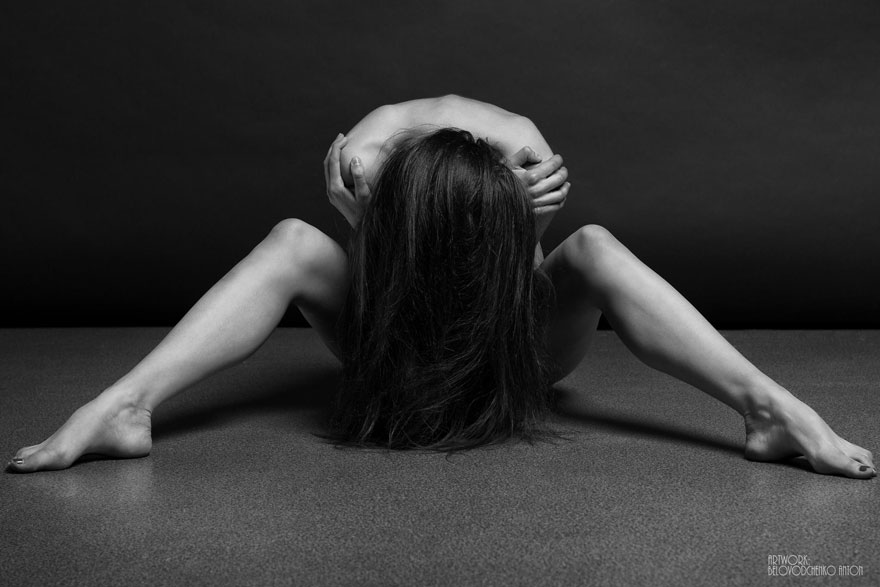 black-and-white-portraits-women-body-bodyscapes-anton-belovodchenko-15