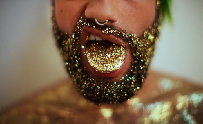 [Image: glitter-beard-trend-94__700.jpg]