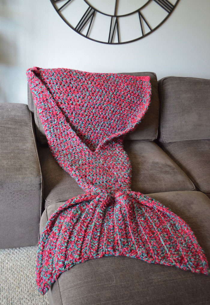 crocheted-mermaid-tail-blankets-melanie-campbell-7