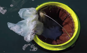 Floating Rubbish Bin That Cleans Oceans