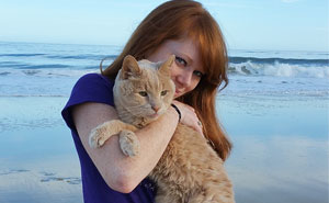 Woman Rescues 21-Year-Old Cat Abandoned By Owner, To Give Him Best Remaining Days