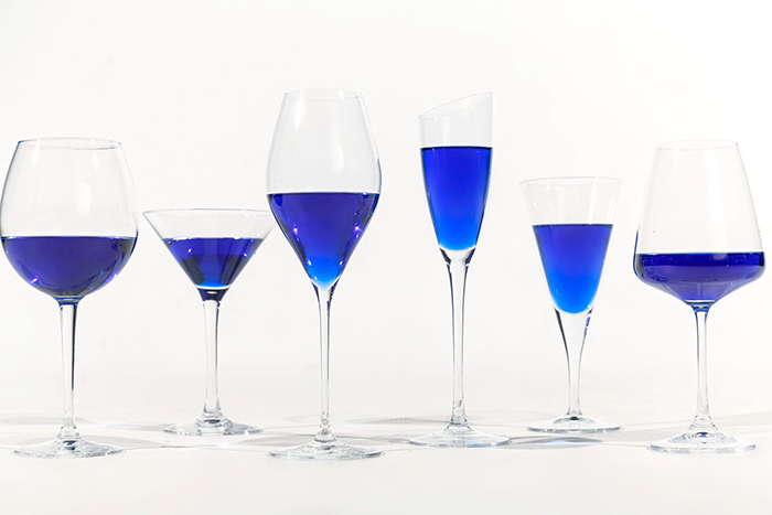 Gik - niebieskie wino. Gïk - blue wine.