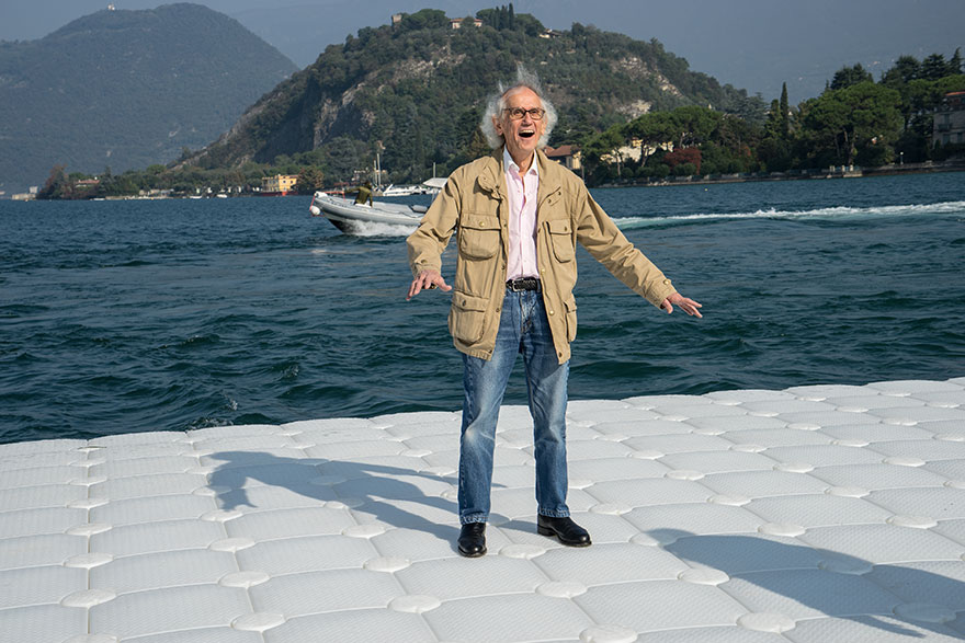 floating-piers-christo-jeanne-claude-italy-8