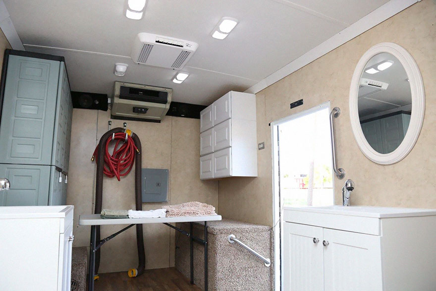 truck-converted-mobile-shower-homeless-jake-austin-8