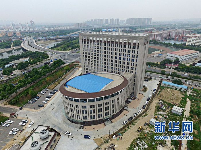 university-building-looks-like-toilet-north-china-water-conservancy-electric-power-3