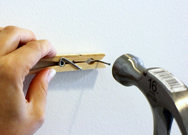 Use Clothespin To Hammer A Nail Safely