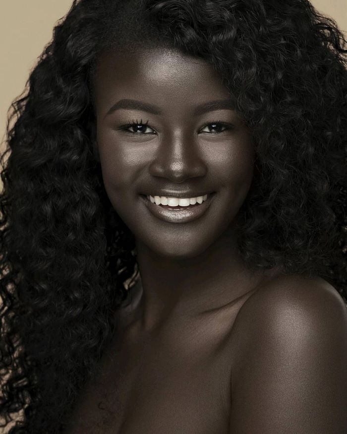 dark-skin-model-melanin-goddess-khoudia-diop-2