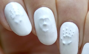 Creepy Halloween Nail Art Ideas By PiggieLuv
