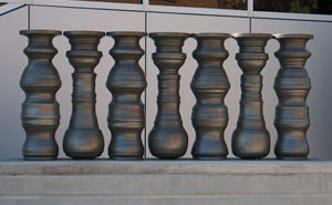 Artist Makes Optical Illusion Vases That Create Secret Images When Put Together (7 Pics)