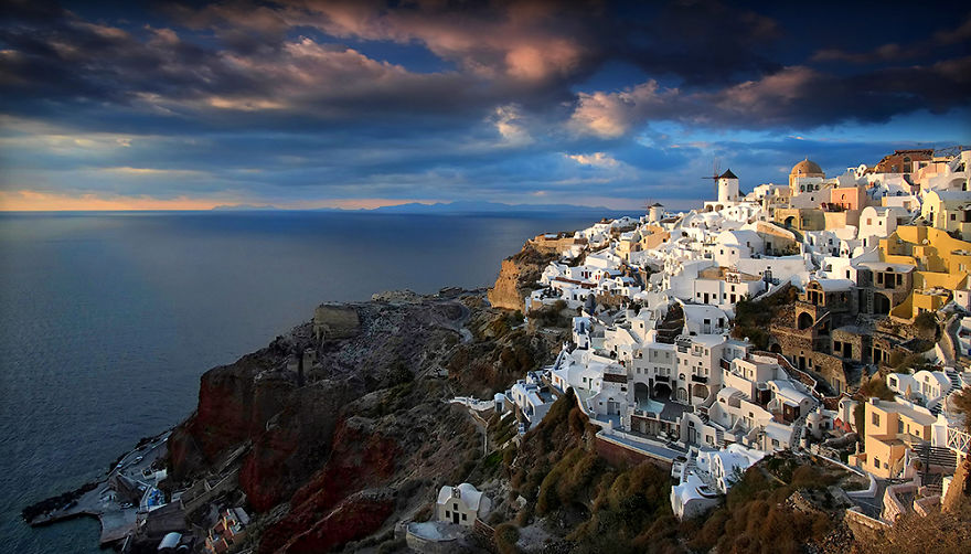  photographed fairytale-like santorini island greece 