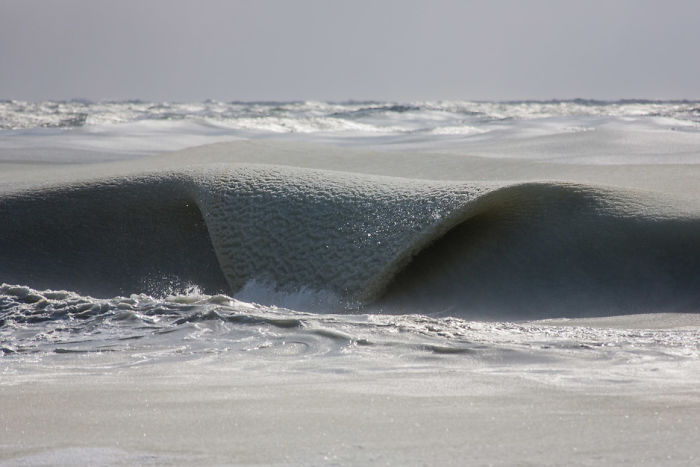 Freezing Ocean Waves Turned Into Slurpee During The Coldest Winter Weve Had In 81 Years