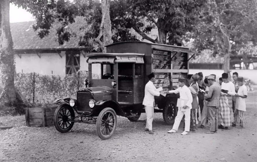 A Bookmobile In Indonesia, Early 20th Century.