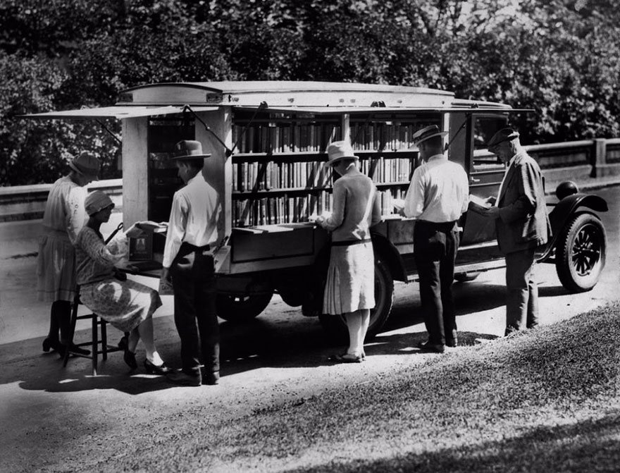 The First Bookmobile Of The Public Library Of Cincinnati, 1927