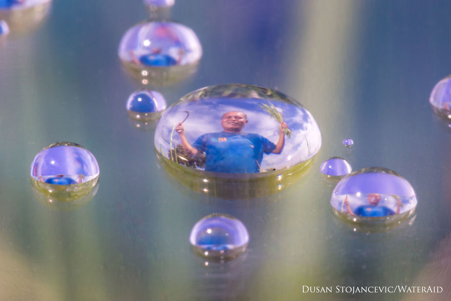  captured people inside tiny water droplets mark world 
