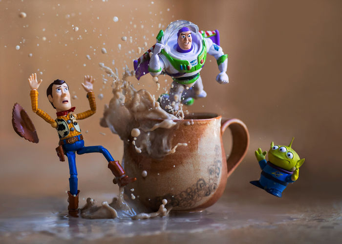 I Photograph Toy Stories By Creating Special Effects In Real Time