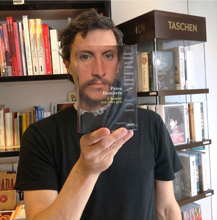 Furor por los empleados de una librería que juegan con las fotos de portada de los libros