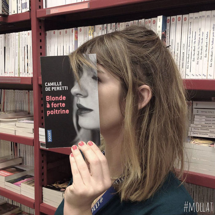 Furor por los empleados de una librería que juegan con las fotos de portada de los libros
