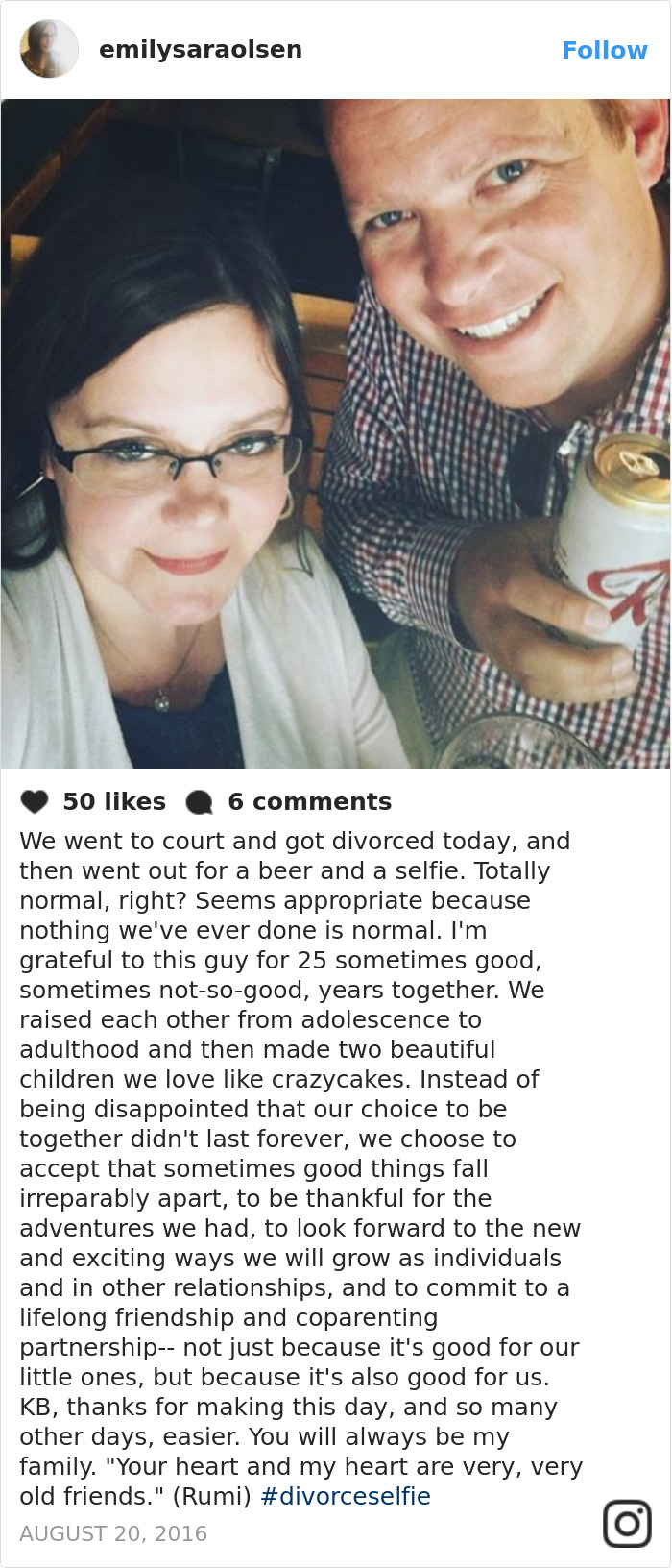 La nueva moda de tomar una selfie al momento de concretar el divorcio