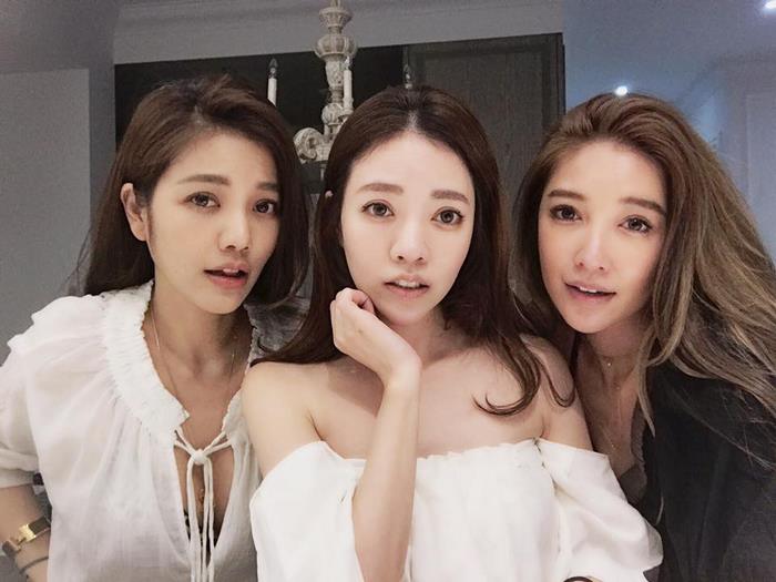 63 Year Old Mom With Her 41 40 And 36 Year Old Daughters Stun The
