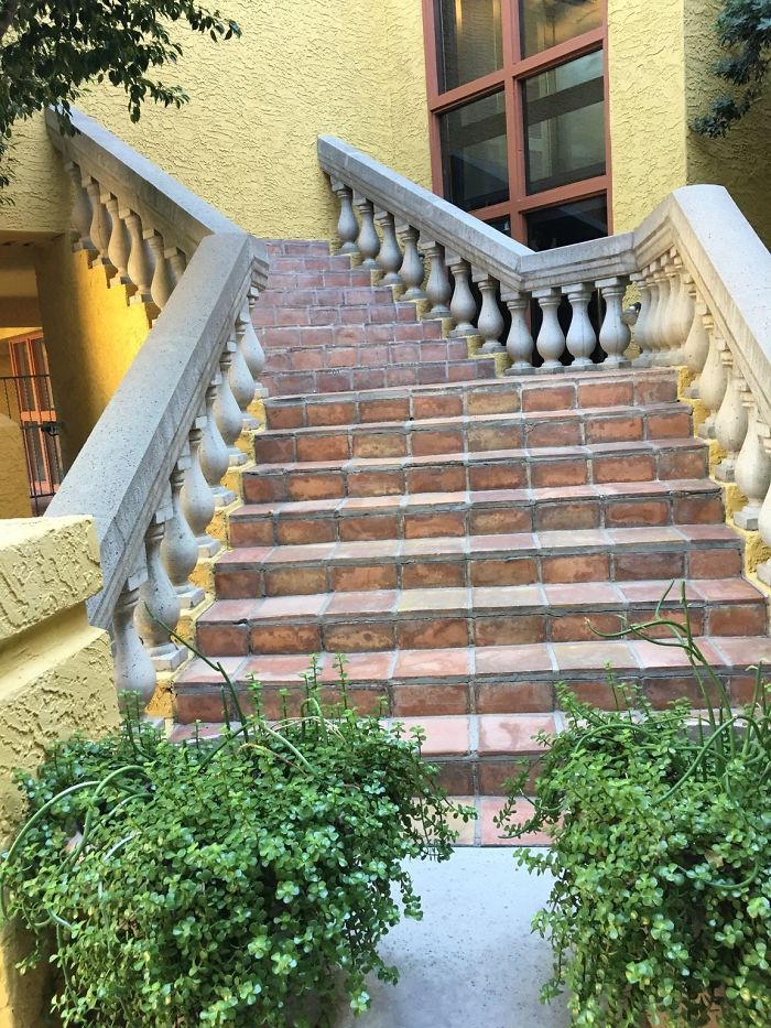 El hotel tiene escalera para fantasmas