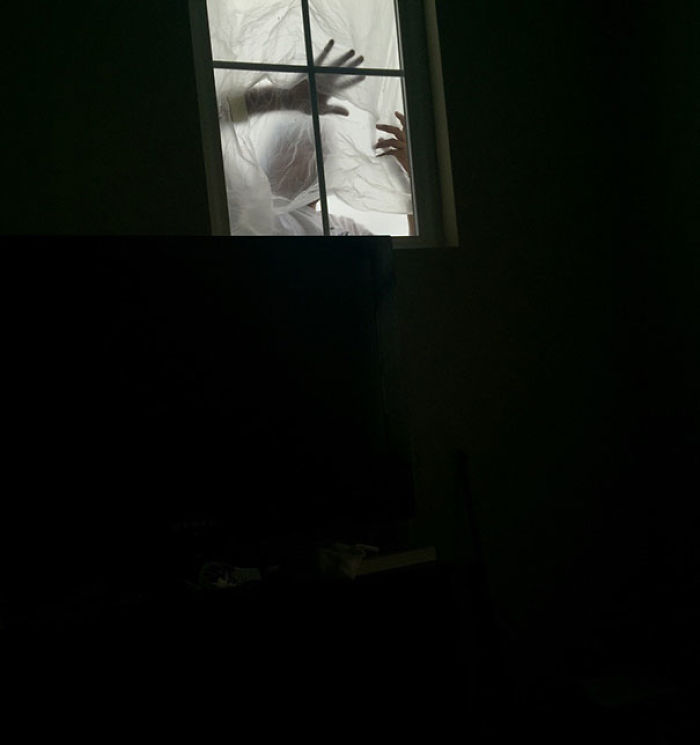 I Live On The Second Story And A Painter Made Me Almost Crap My Pants When I Woke Up This Morning