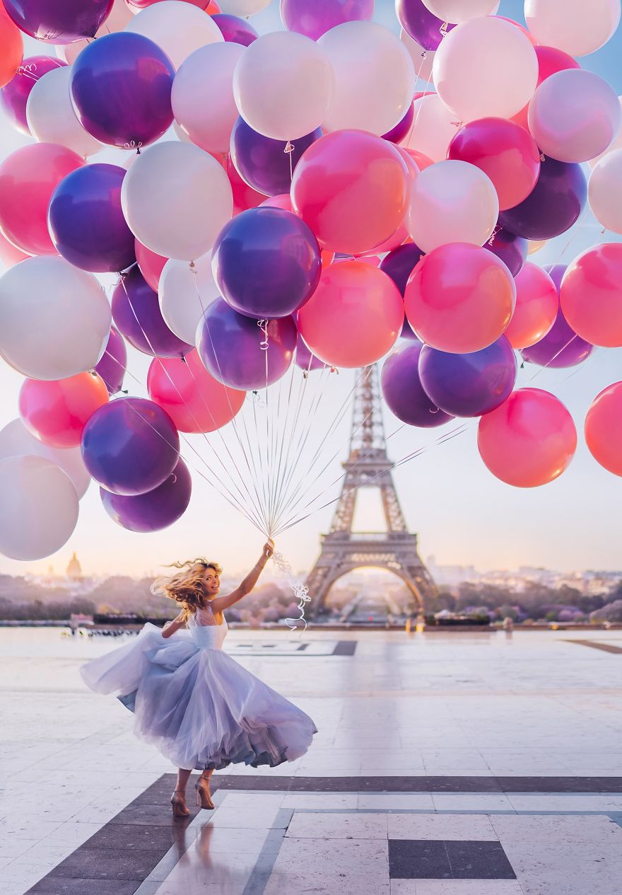 Paris, France, Tour Eiffel. Model: Vera Brezhneva
