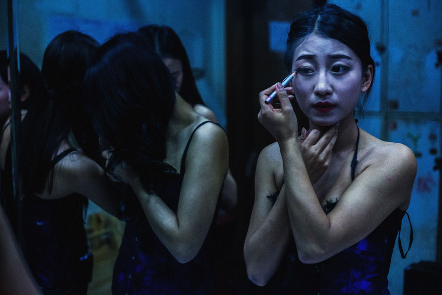 The Secret Side Of The Chinese Underground Club Life