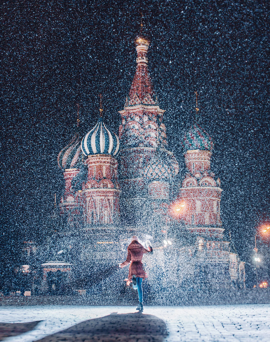  moscow during snowfall looks like magical winter wonderland 