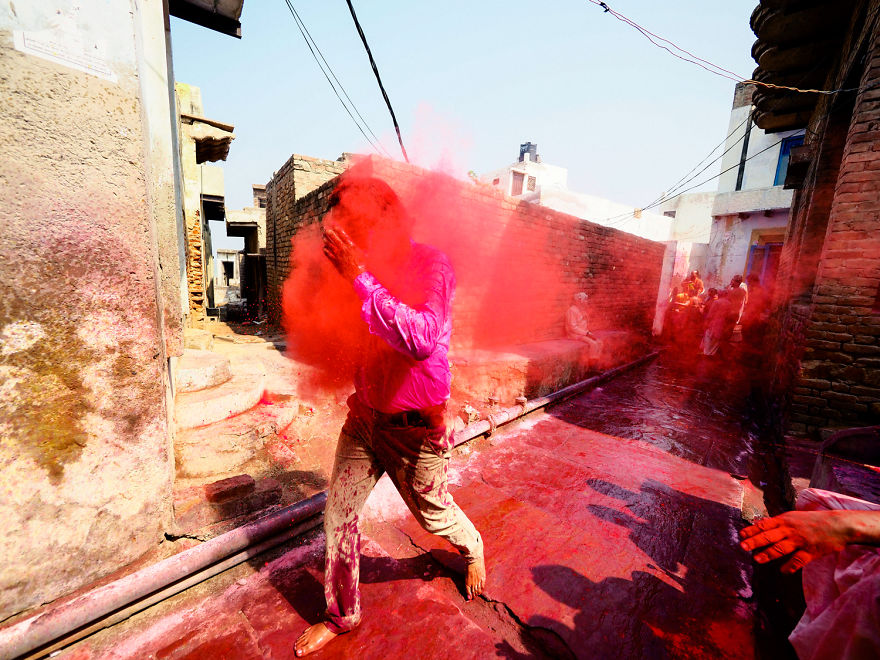  beautiful portraits taken holi festival colors india 