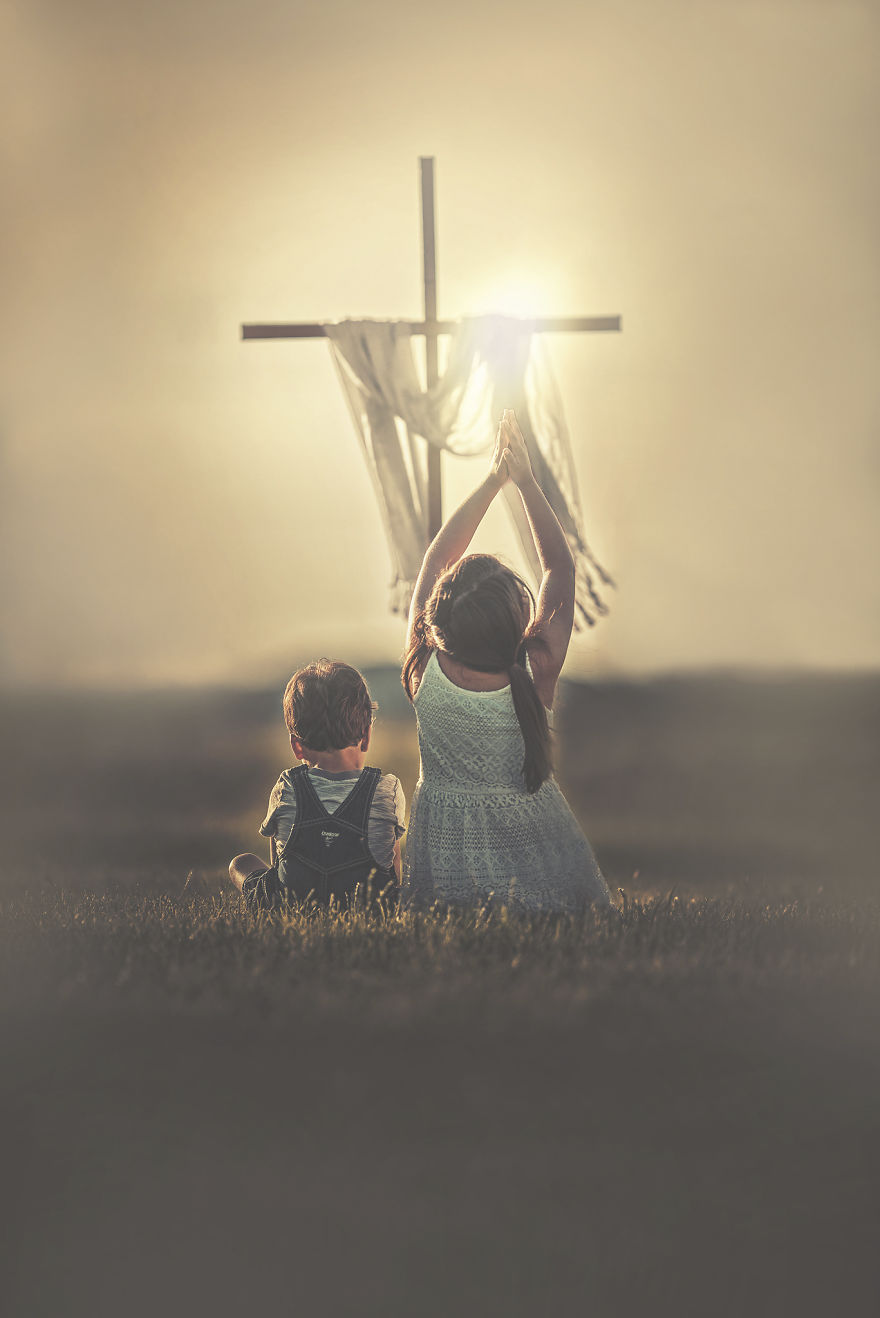 Photographer Captures What The True Meaning Of Easter Is All About. He Is Risen Indeed!