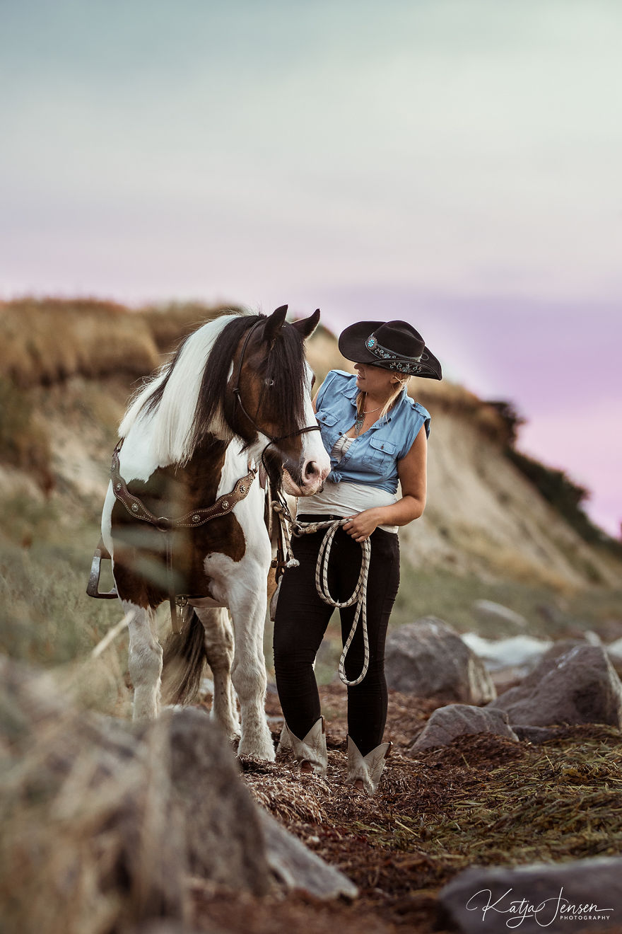  photograph special bond between horse human 