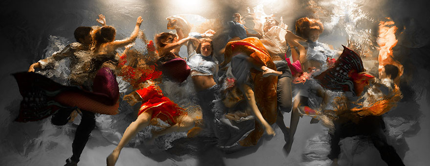15+ Breathtaking Underwater Photos That Look More Dramatic Than Baroque Paintings
