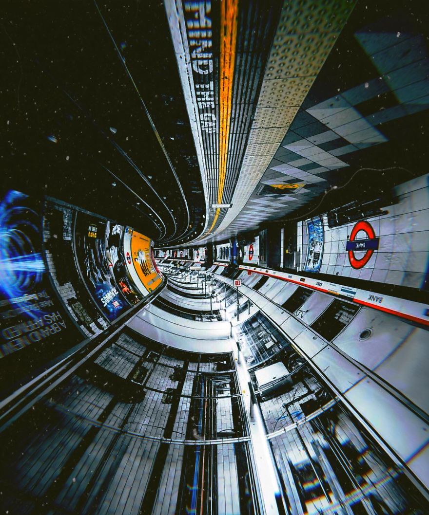  captured spaceships london tube turning phone upside 