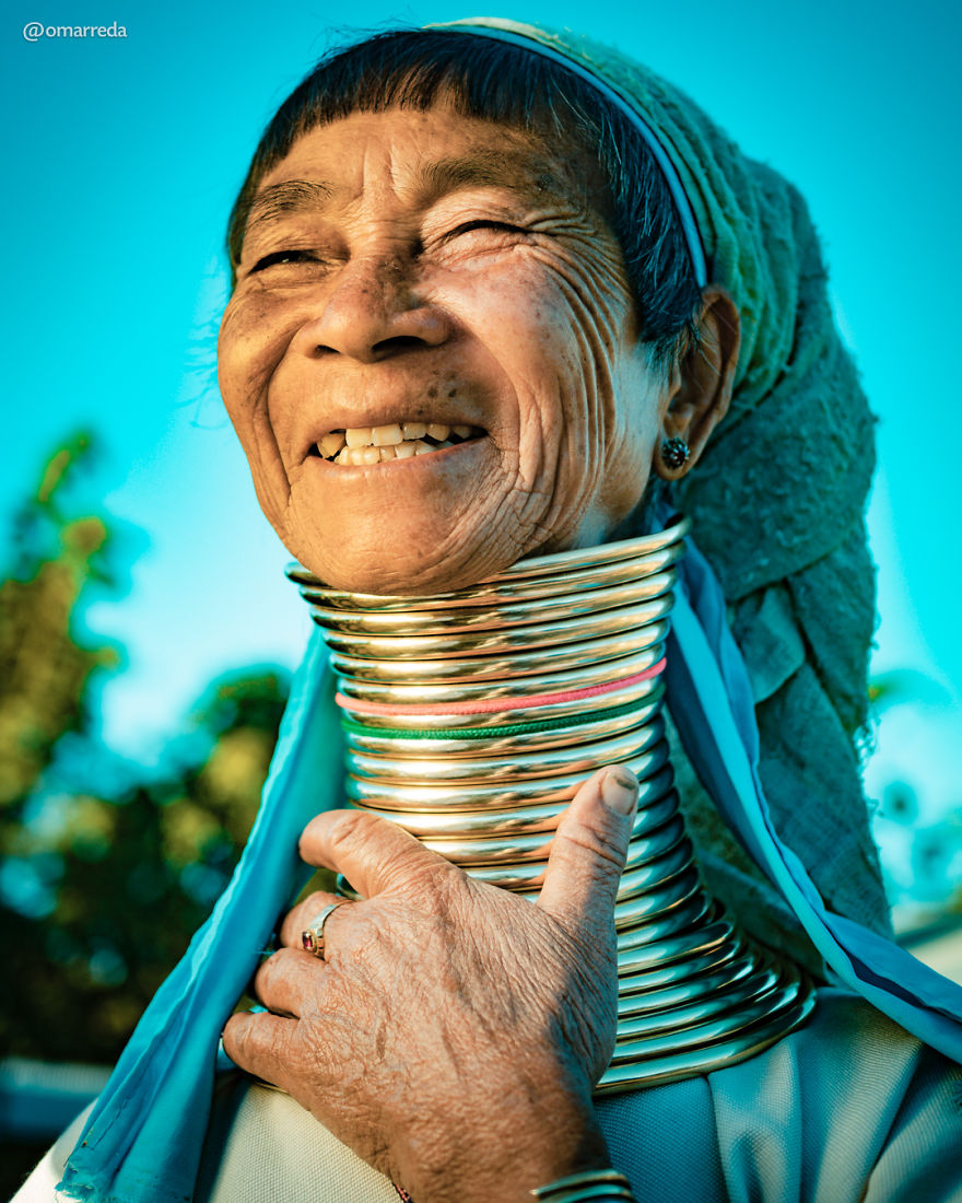  photographed unusual fashion kayan tribe 